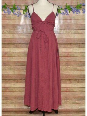 NWT Lulus Cue the Cuteness Mauve Twist-Front Midi Dress Size M Crinkle Texture